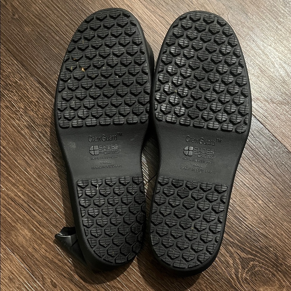 CrewGuard Overshoes - Picture 3 of 3